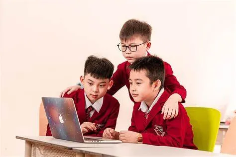 Nguồn thông tin để tìm hiểu về các trường
