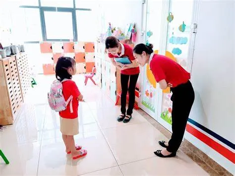 Những cảm xúc thường gặp ở trẻ khi mới đi học