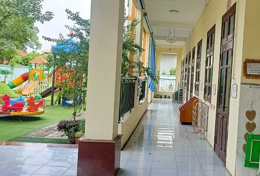 Vậy nên chọn trường mầm non bán trú hay nội trú cho con?