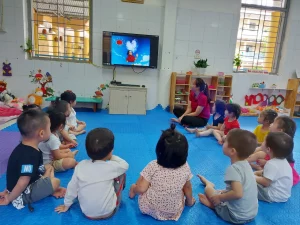 trường mầm non học hè